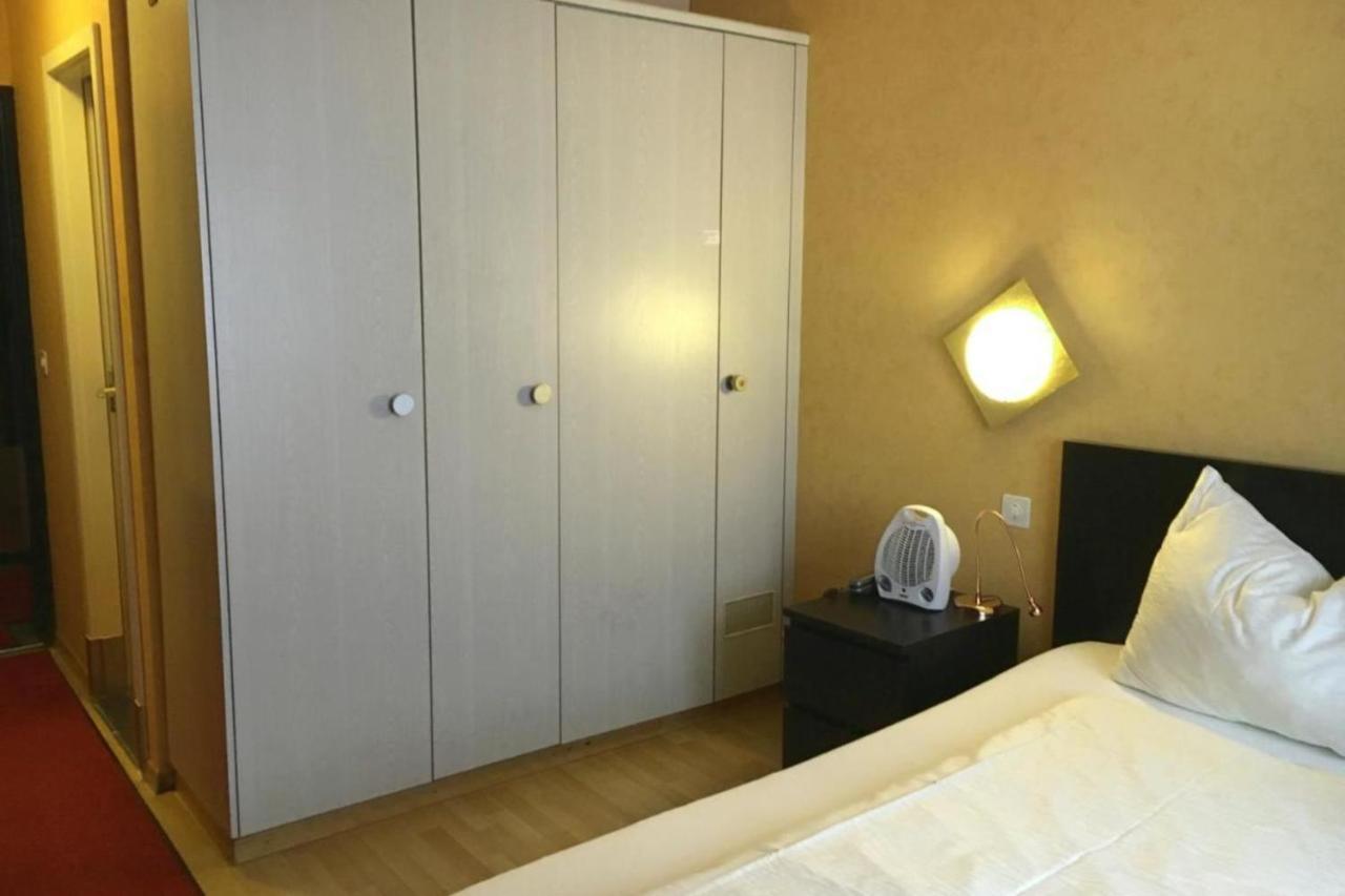 Affordable Rooms In Heart Of Luzern Exterior foto